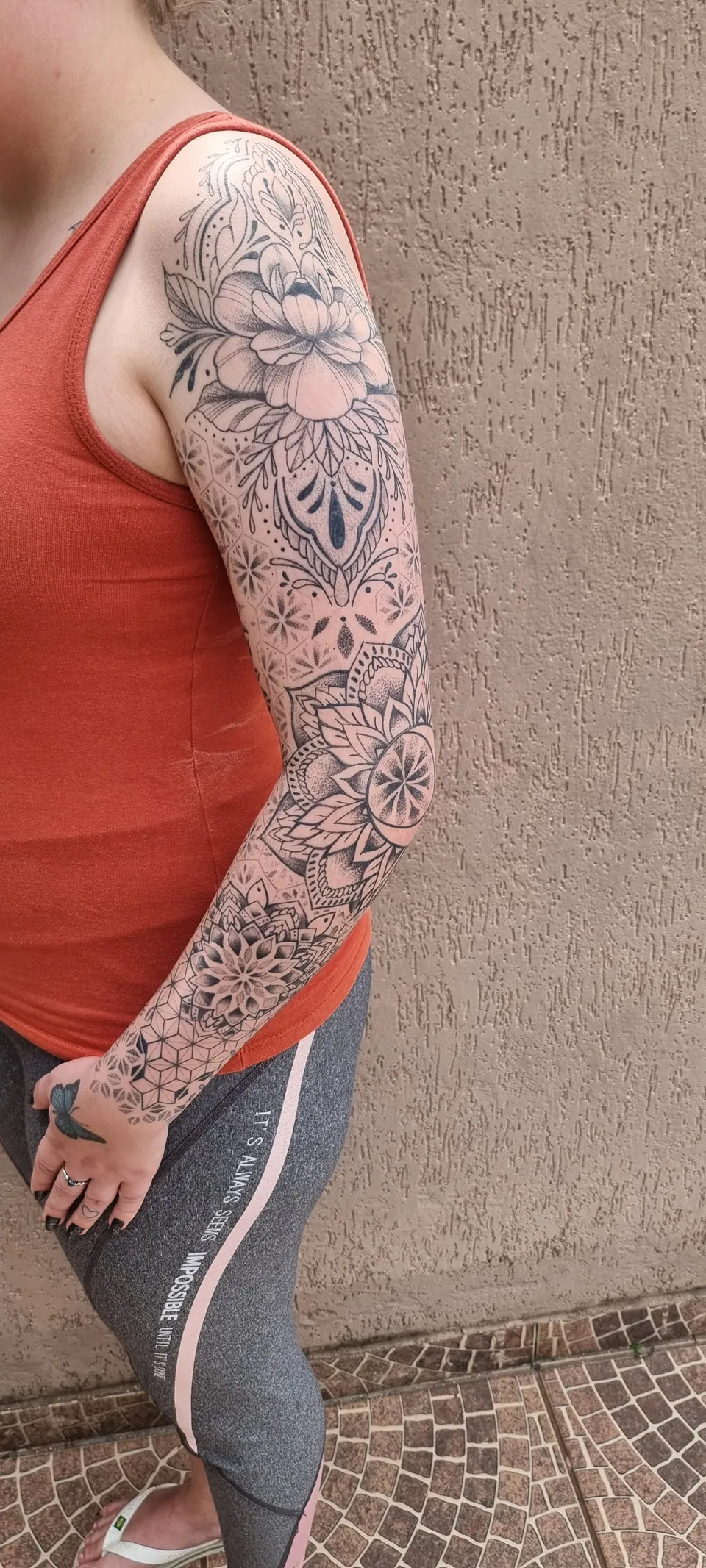 Fechamento de braço ornamental em mandalas